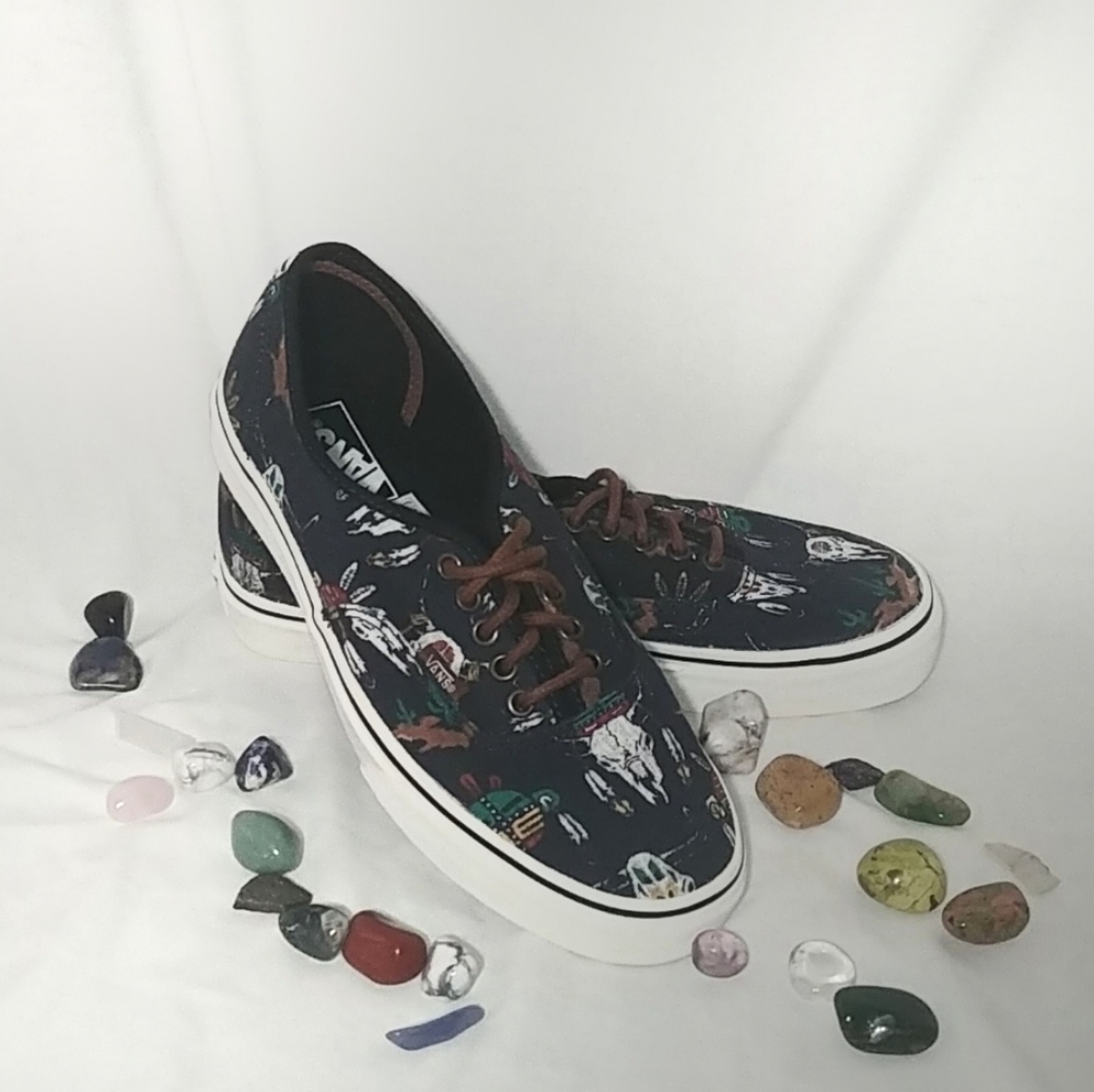 Vans Dark Blue Desert Design